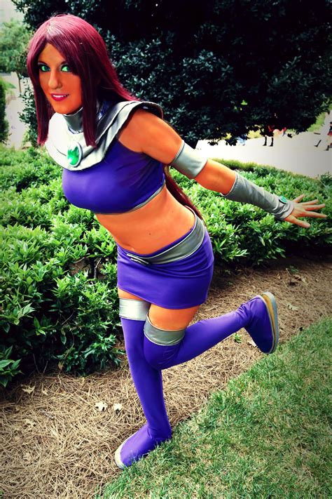 star fire sexy|10 Absolutely Fire Starfire Cosplays